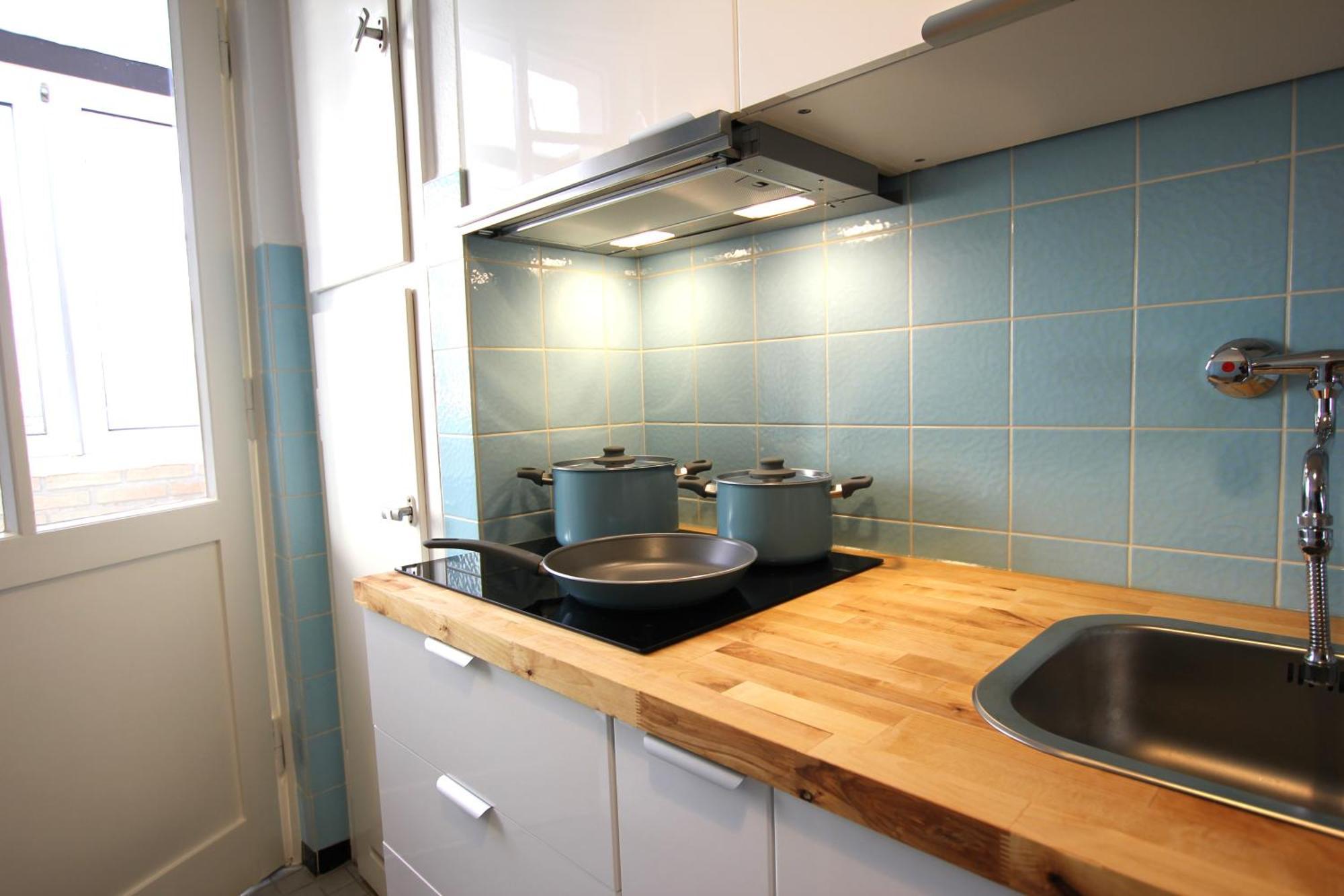 הנובר Centrally Located 2-Room Apartment מראה חיצוני תמונה