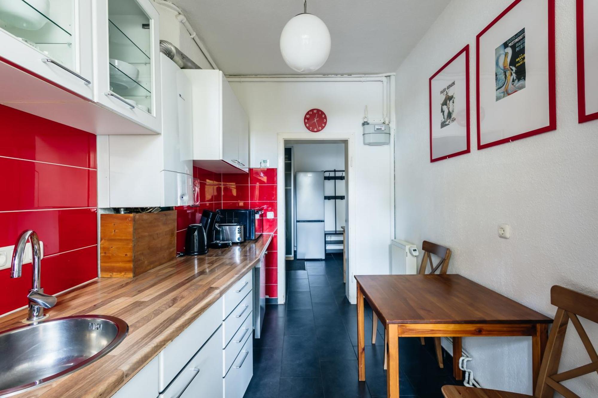 הנובר Centrally Located 2-Room Apartment מראה חיצוני תמונה