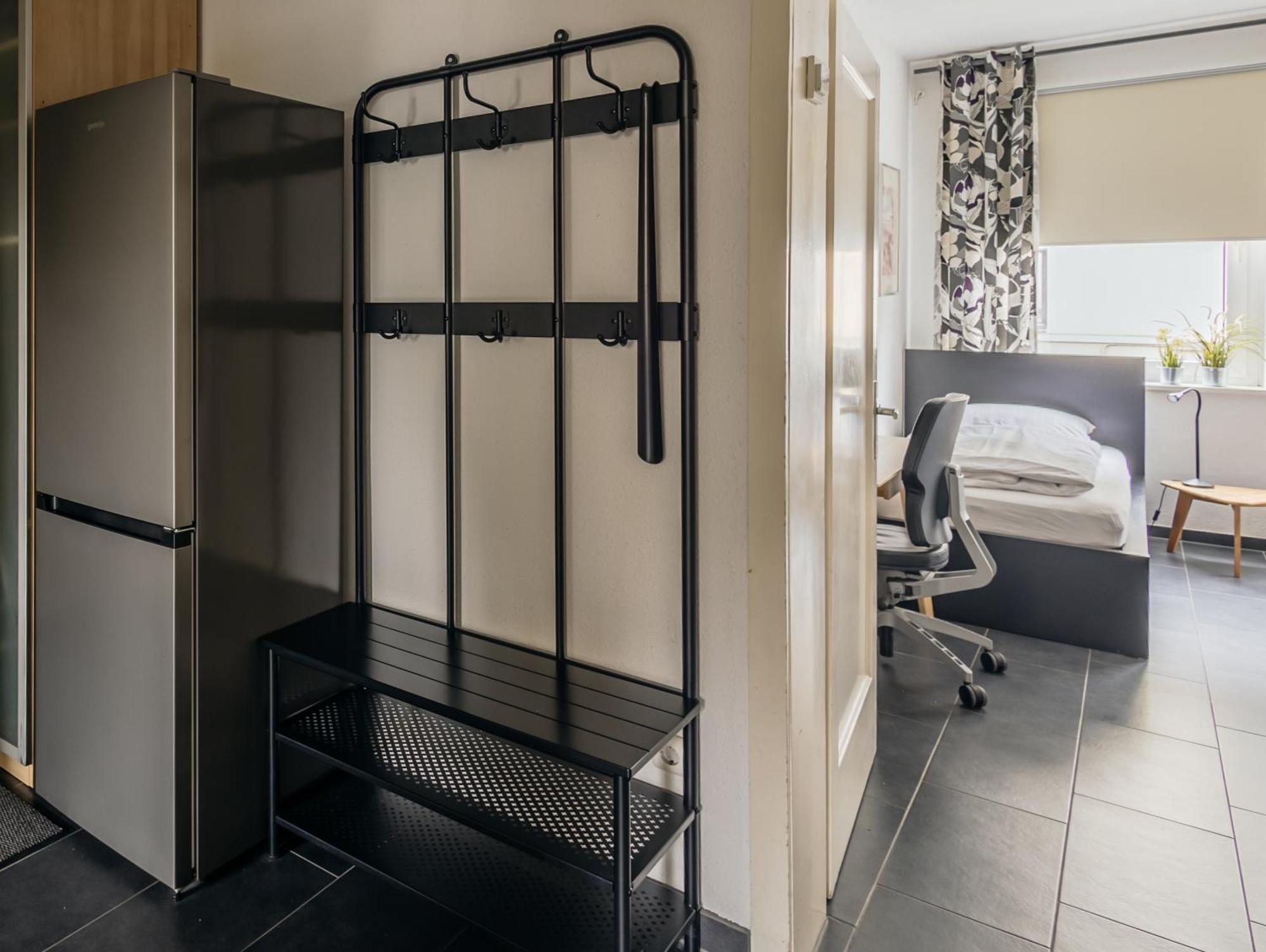 הנובר Centrally Located 2-Room Apartment מראה חיצוני תמונה