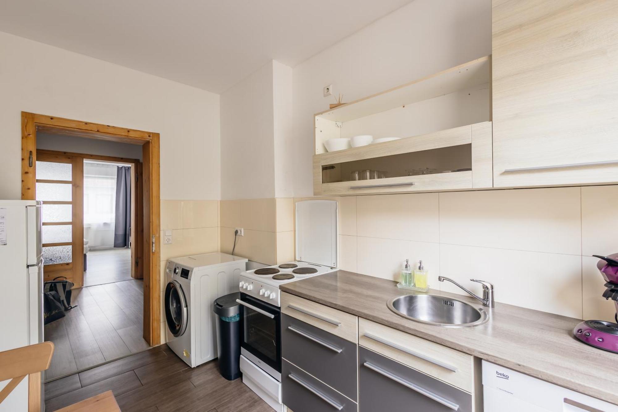 הנובר Centrally Located 2-Room Apartment מראה חיצוני תמונה