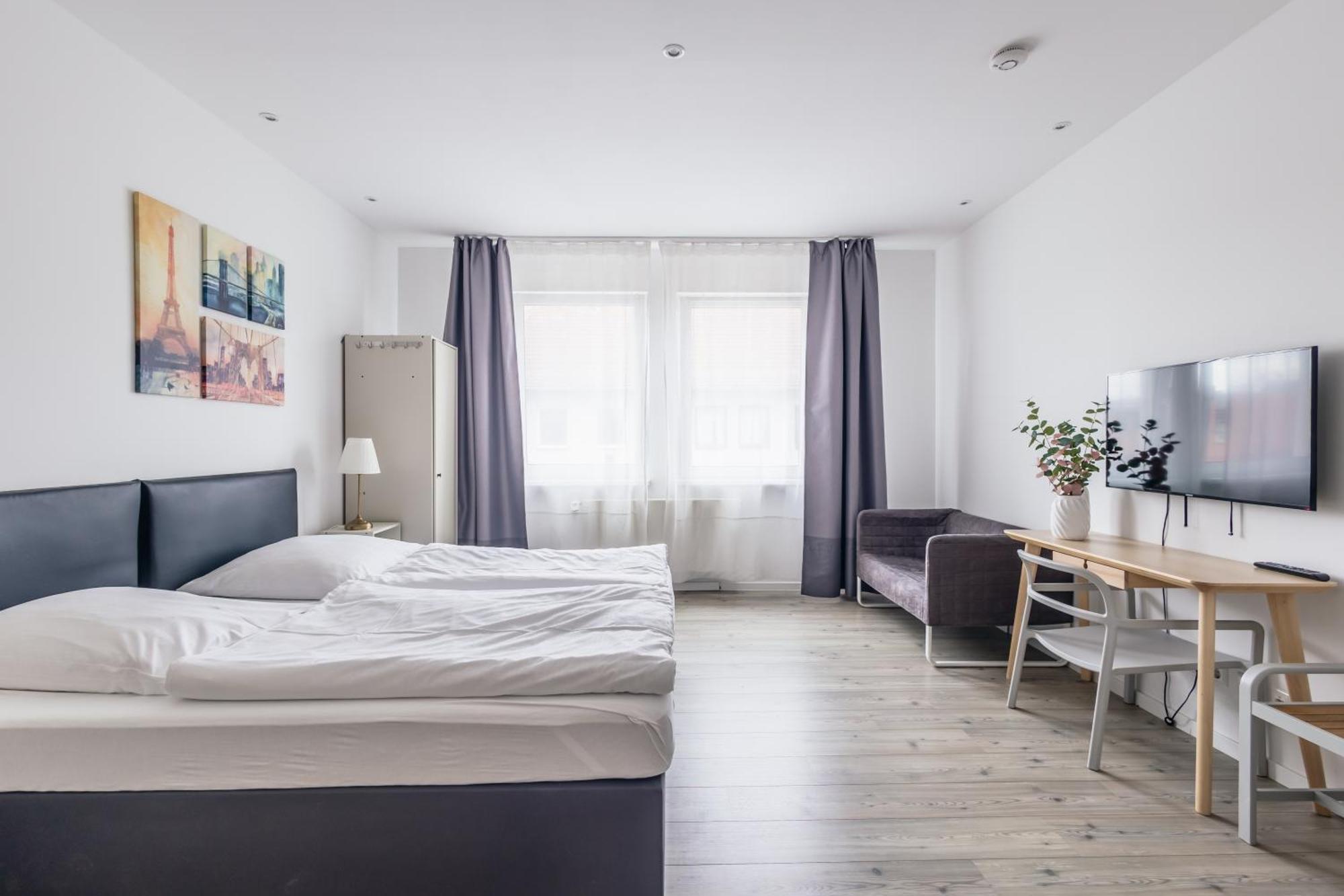 הנובר Centrally Located 2-Room Apartment מראה חיצוני תמונה